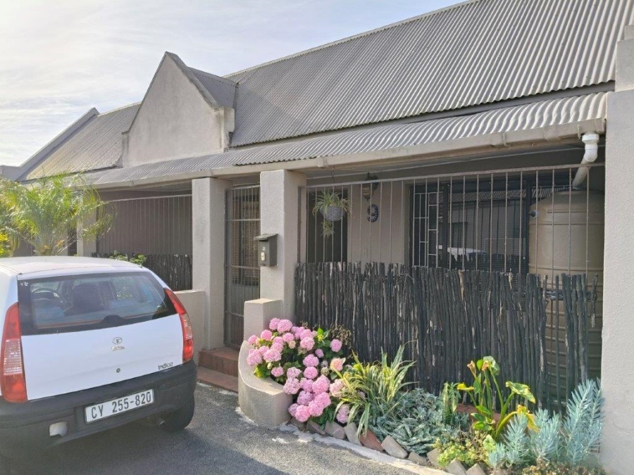 3 Bedroom Property for Sale in Glenlilly Western Cape